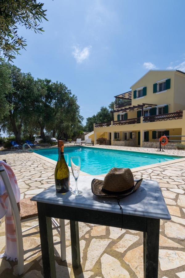 Villa Elaia Suites & Apartments No.3 Gaios Extérieur photo