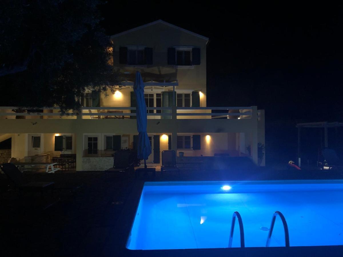 Villa Elaia Suites & Apartments No.3 Gaios Extérieur photo
